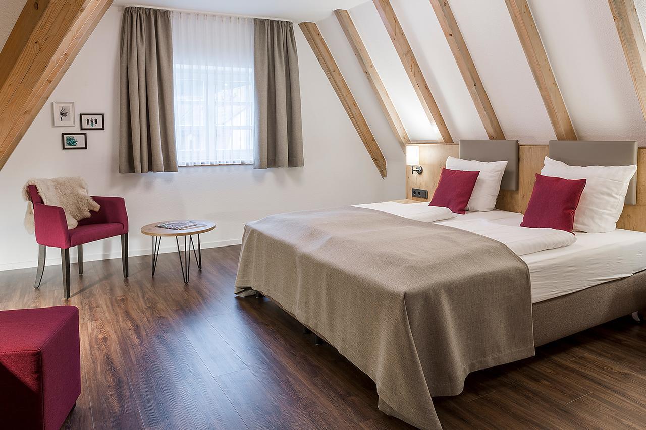 Hotel & Restaurant Lamm Mosbach  Exterior photo
